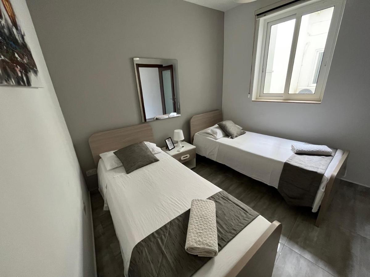 F8 Modern And Bright Apartment In Malta مسيدا المظهر الخارجي الصورة