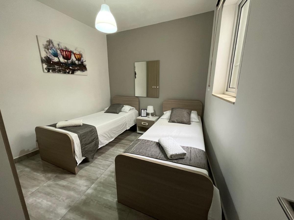 F8 Modern And Bright Apartment In Malta مسيدا المظهر الخارجي الصورة