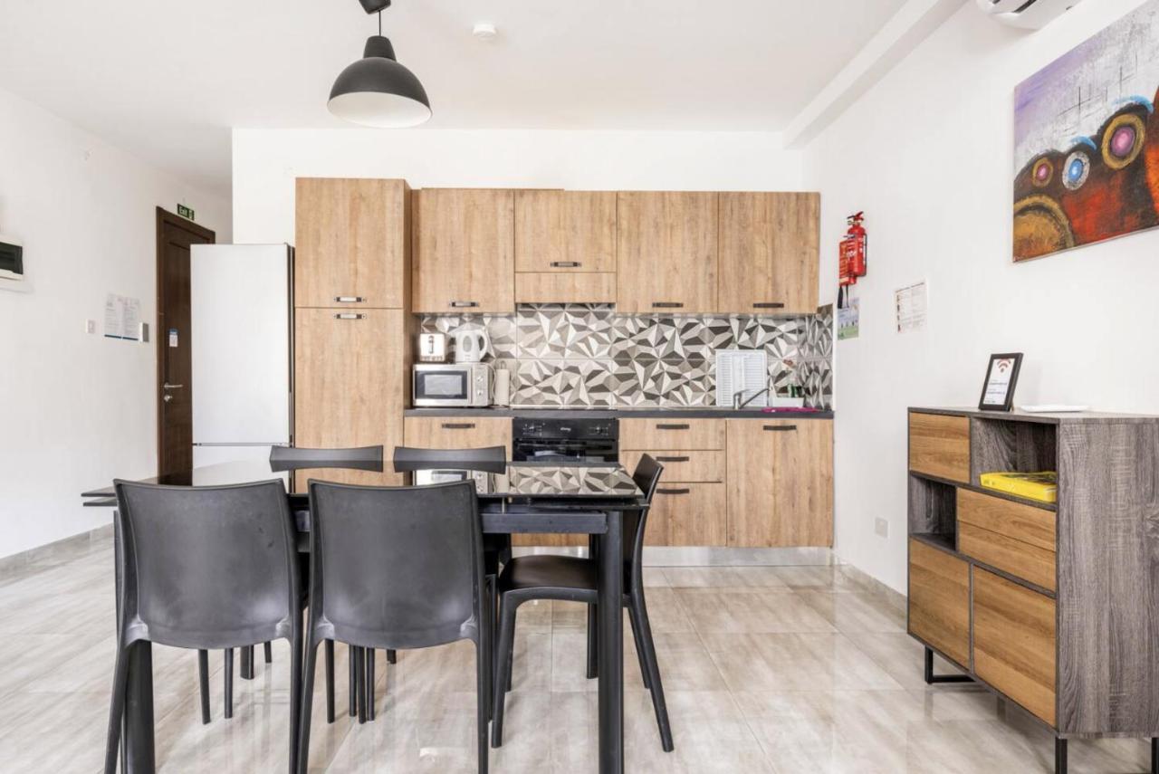 F8 Modern And Bright Apartment In Malta مسيدا المظهر الخارجي الصورة