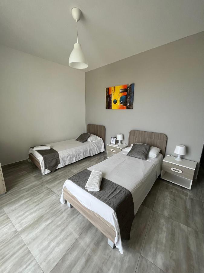 F8 Modern And Bright Apartment In Malta مسيدا المظهر الخارجي الصورة