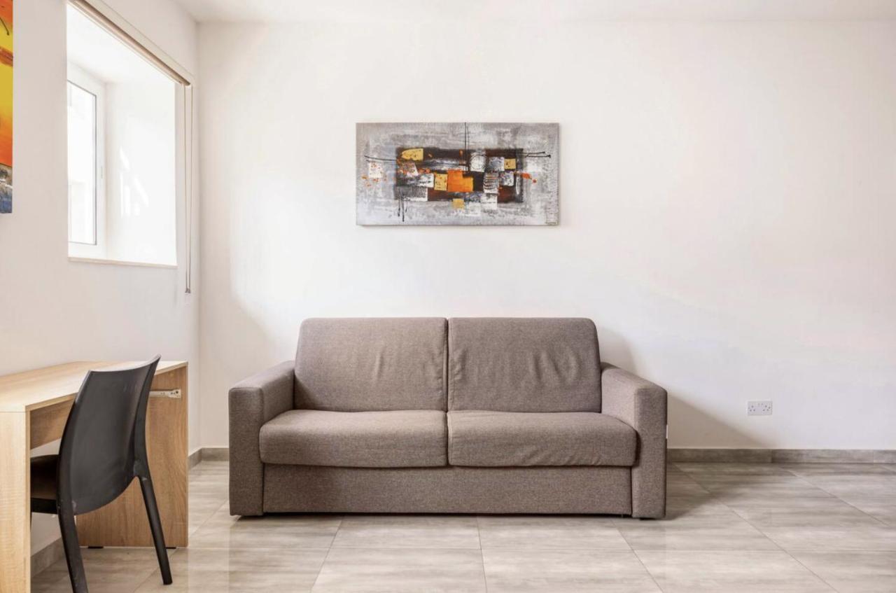 F8 Modern And Bright Apartment In Malta مسيدا المظهر الخارجي الصورة